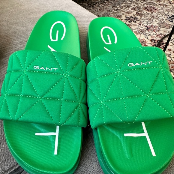 Gant - Picture 3 of 3